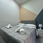 Garibaldi בית הארחה 4*