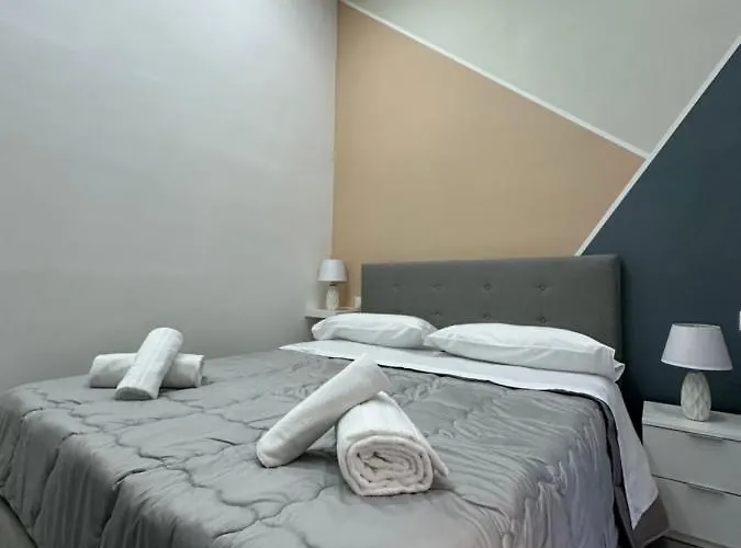 Garibaldi بيت ضيافة 4*