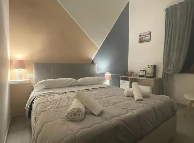 بيت ضيافة Garibaldi نابولي