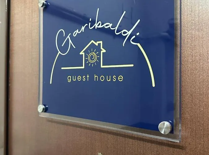 بيت ضيافة Garibaldi نابولي