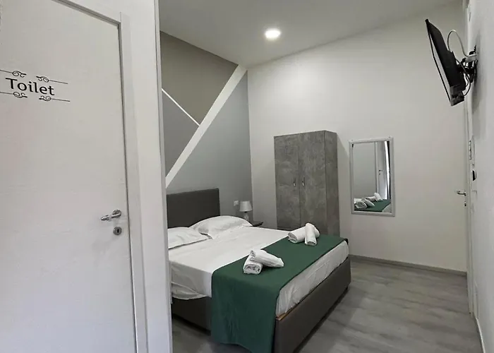 Garibaldi بيت ضيافة 4*